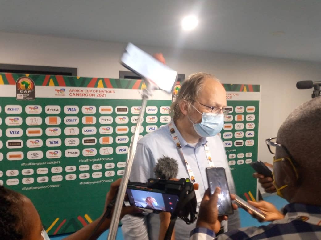 You are currently viewing Can Total Cameroun 2021: « je pense que le Cameroun sera champion d’Afrique »💬Coach Julianus Saintfiet de Gambie